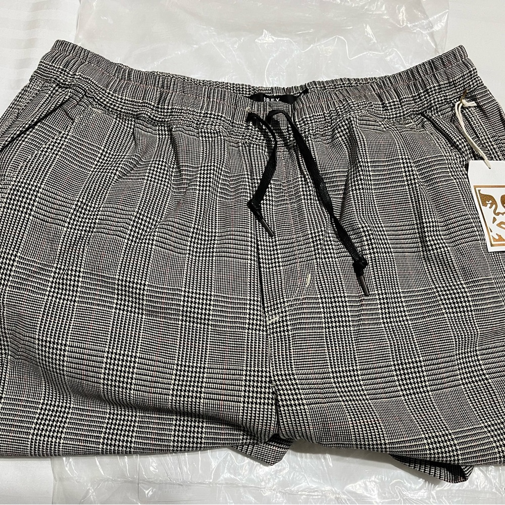 Pants - Picture 2 of 4